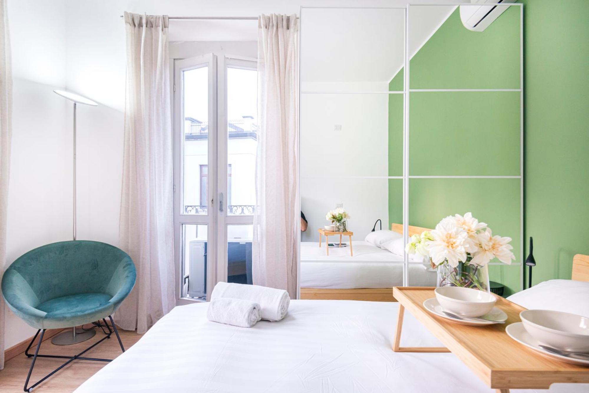Amazing Flat Near Duomo & Colonne Di San Lorenzo By Easylife Milano Dış mekan fotoğraf